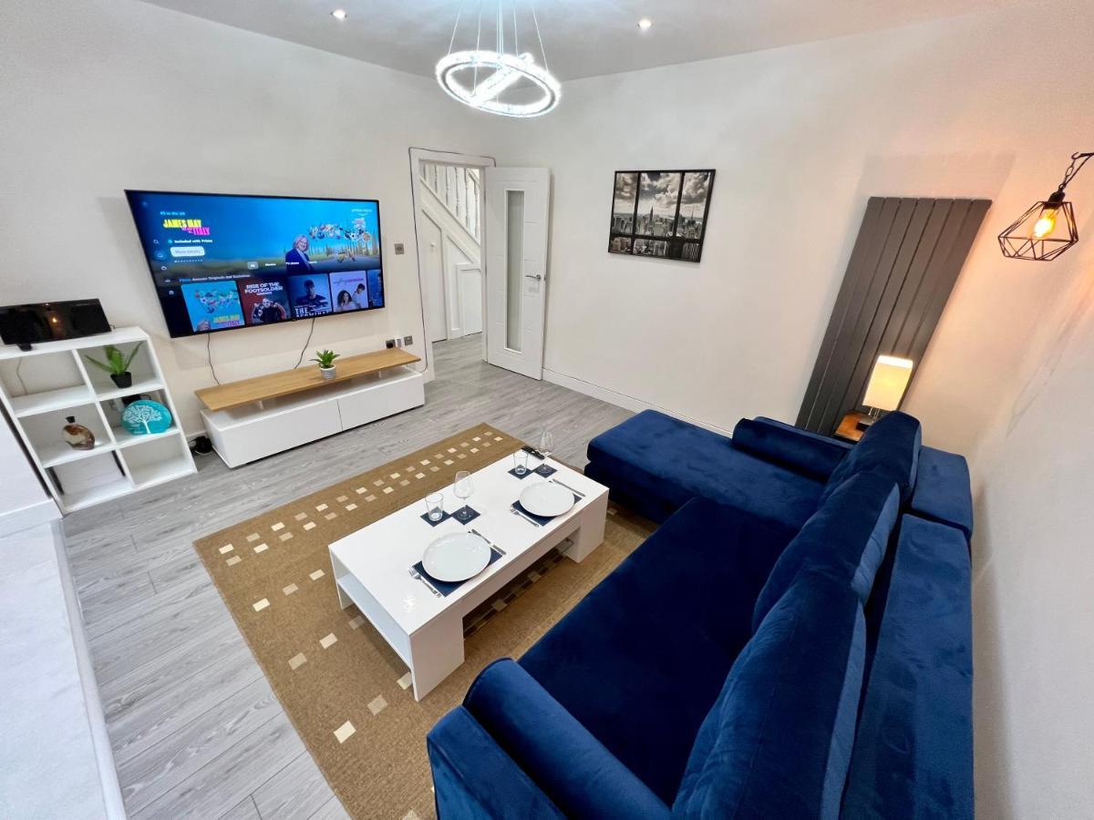 Wembley Stadium 5 Star Brand New Luxury Sleeps 14 With Parking Villa Лондон Екстериор снимка
